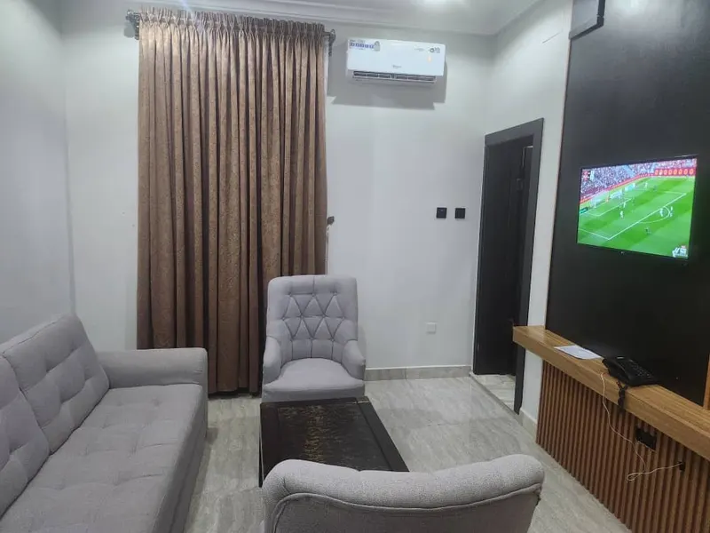 Rooms & suites