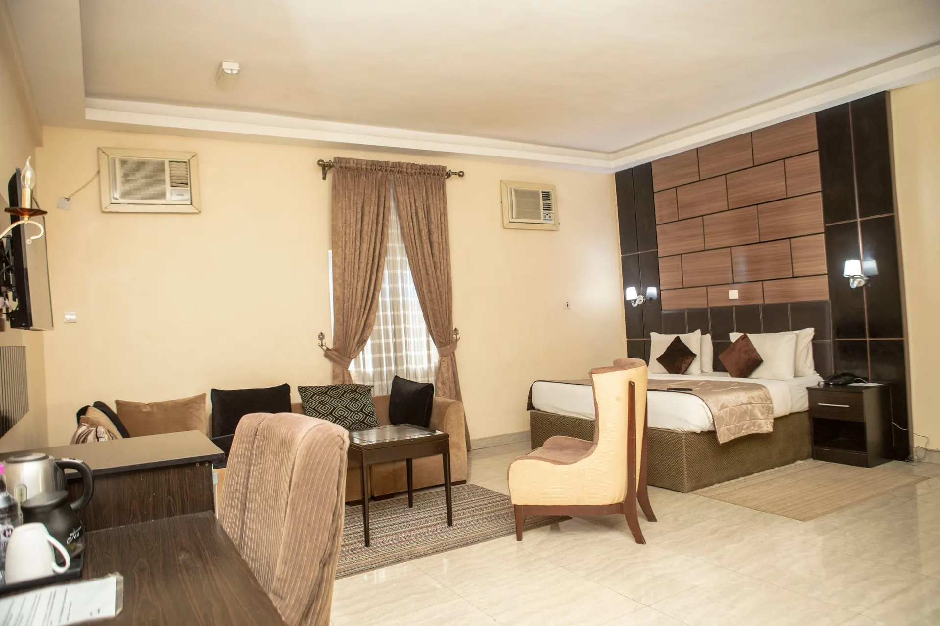 Gold Suite